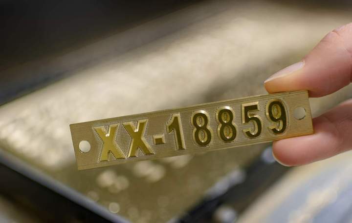 Marquage plaque en laiton Île-de-France