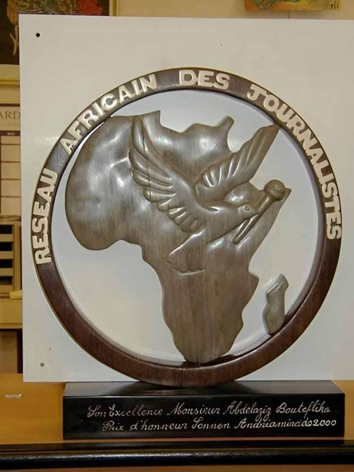 Gravure sur trophées sur mesure Île-de-France