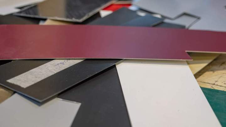 Plaques professionnelles sur mesure - Île-de-France