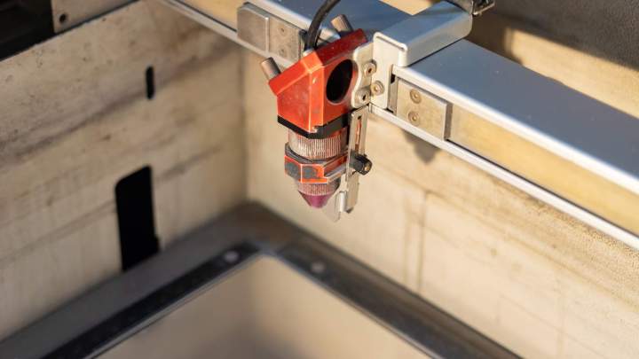 Plaques professionnelles sur mesure - Île-de-France