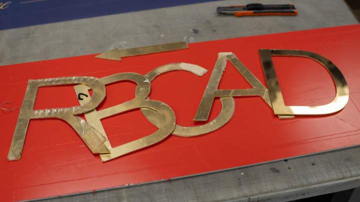 Fabricant de plaques professionnelles en plexiglas Île-de-France